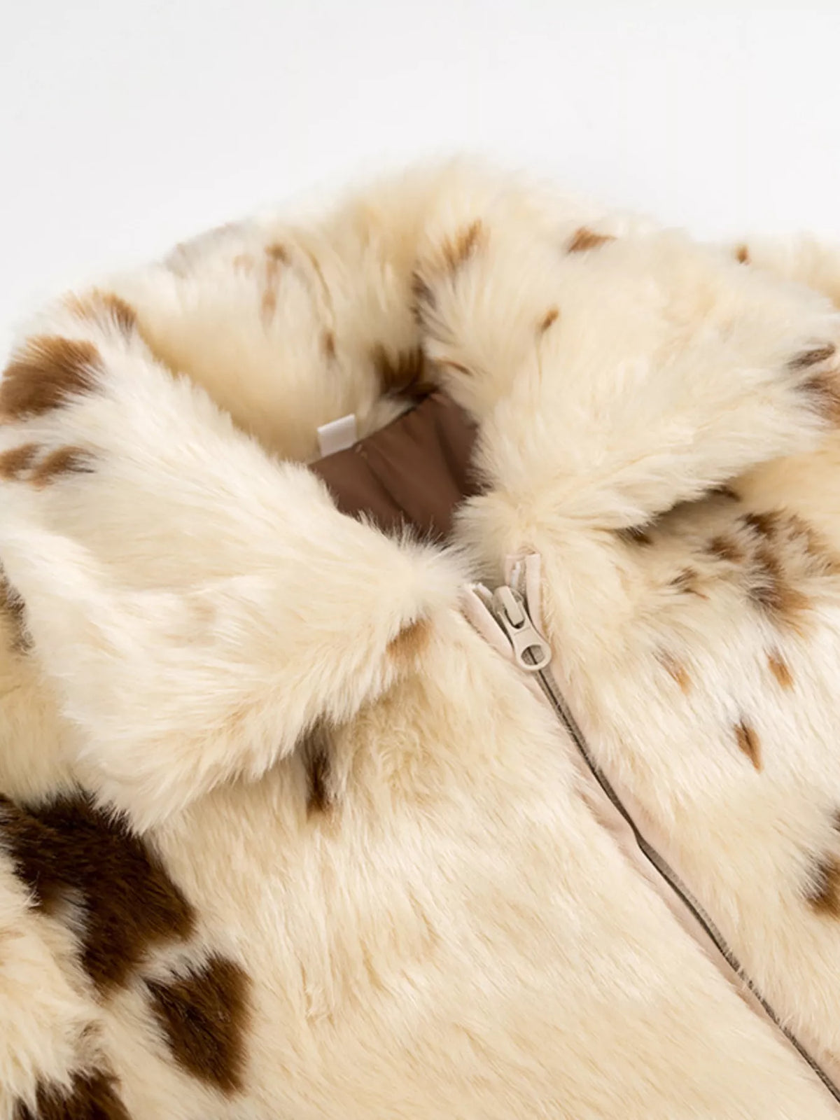 Faux Fur Zip Up Cropped Outerwear - Godess Beauty  #