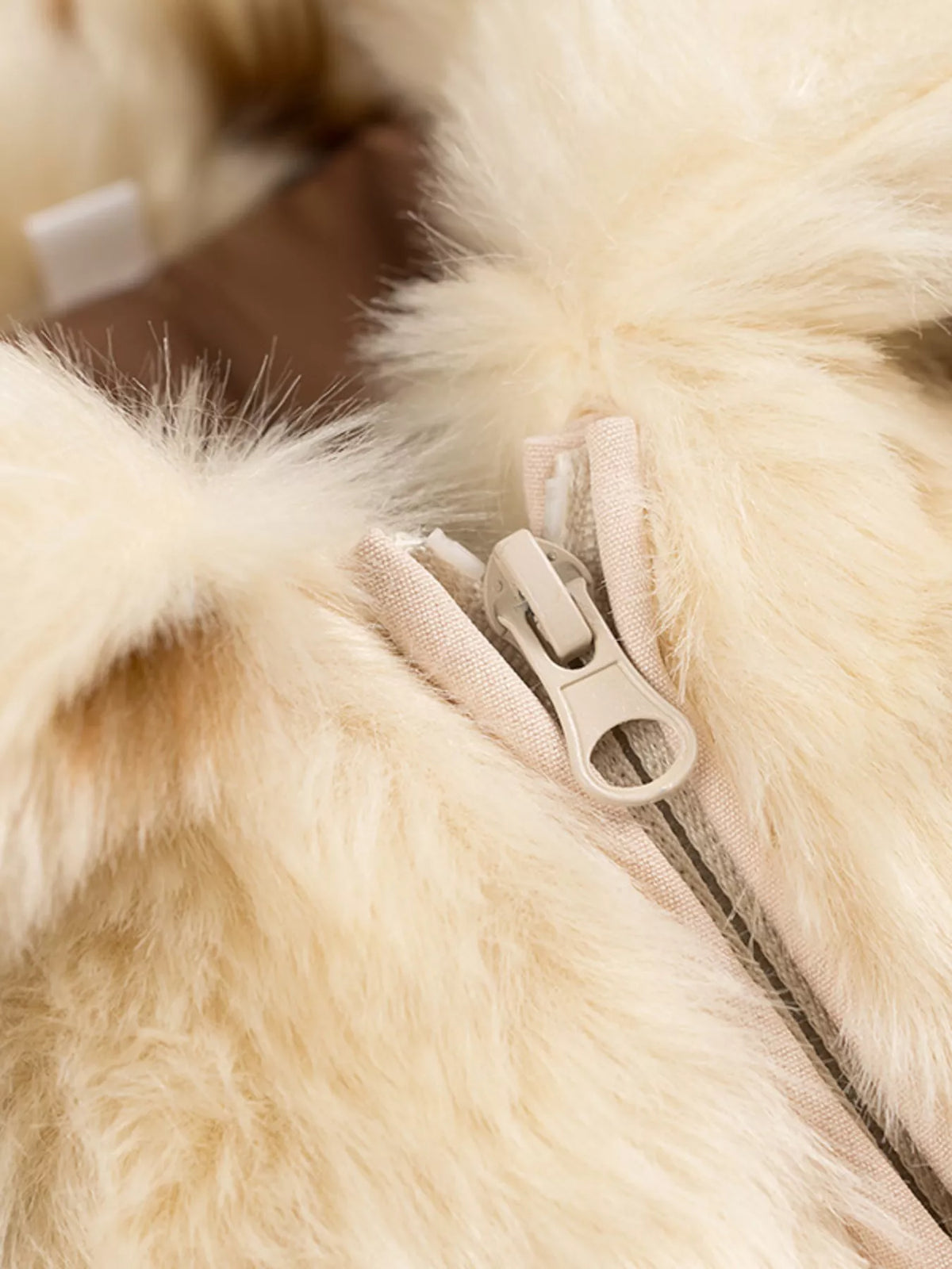 Faux Fur Zip Up Cropped Outerwear - Godess Beauty  #