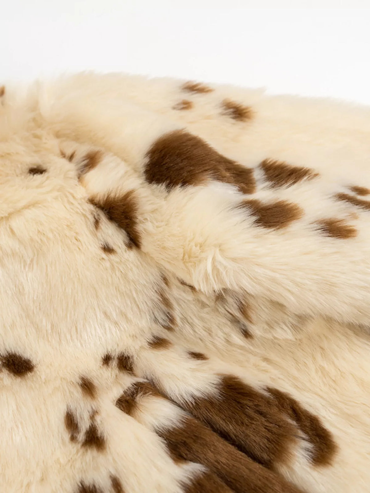 Faux Fur Zip Up Cropped Outerwear - Godess Beauty  #