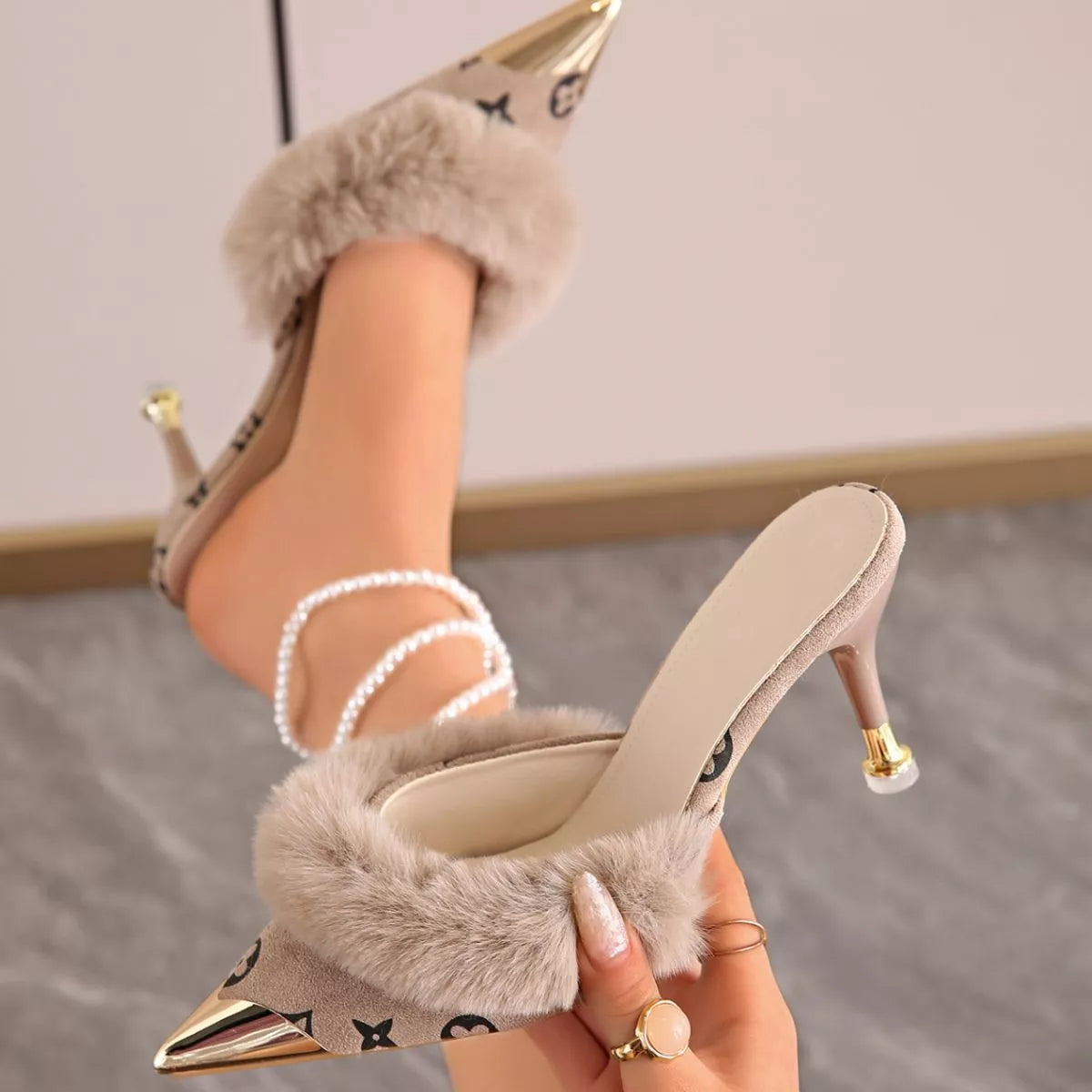 Furry Point Toe Sandals - Godess Beauty  #
